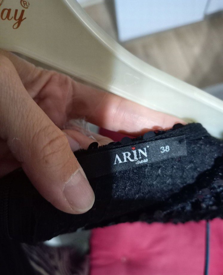 Tesettür Abiye
Uzun Kollu Siyah payet İşlemeli kadife - Görsel 5