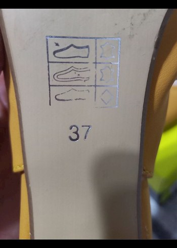 Sarı Stiletto Topuklu Kadın Babet - Görsel 5