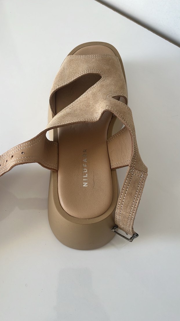 Bej Süet Kadın Dolgu Topuklu Sandalet - Görsel 5