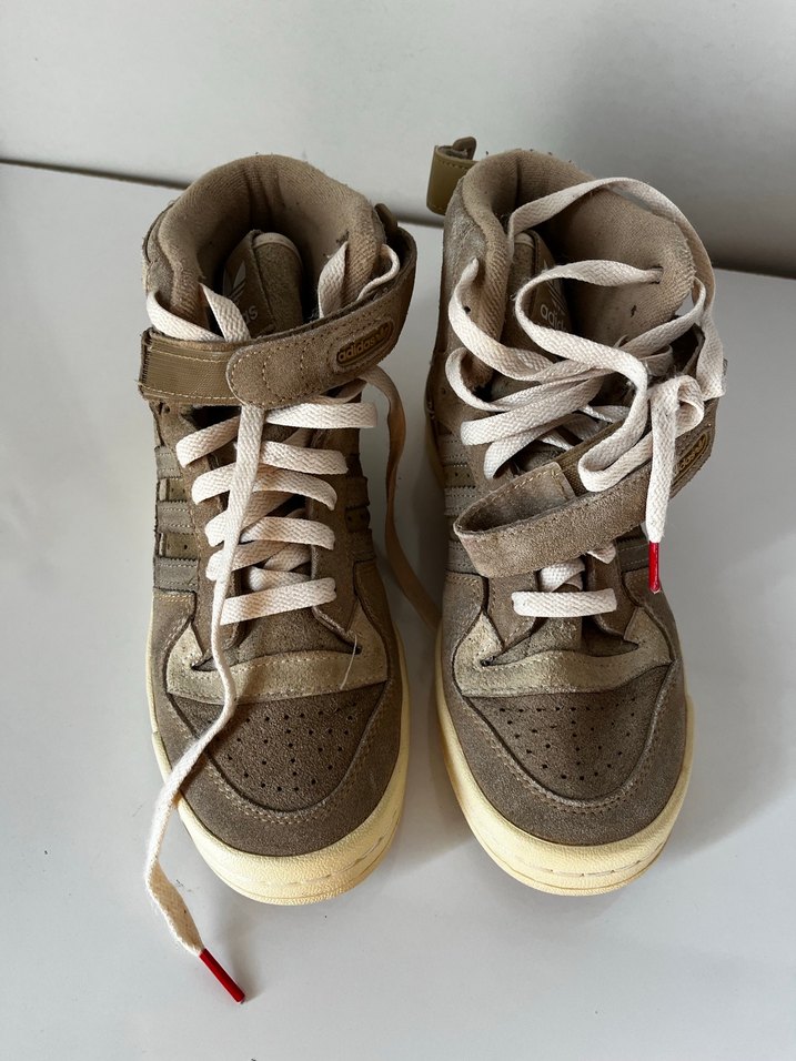 Adidas Bej Süet Bağcıklı Kadın Spor Ayakkabı - Görsel 2