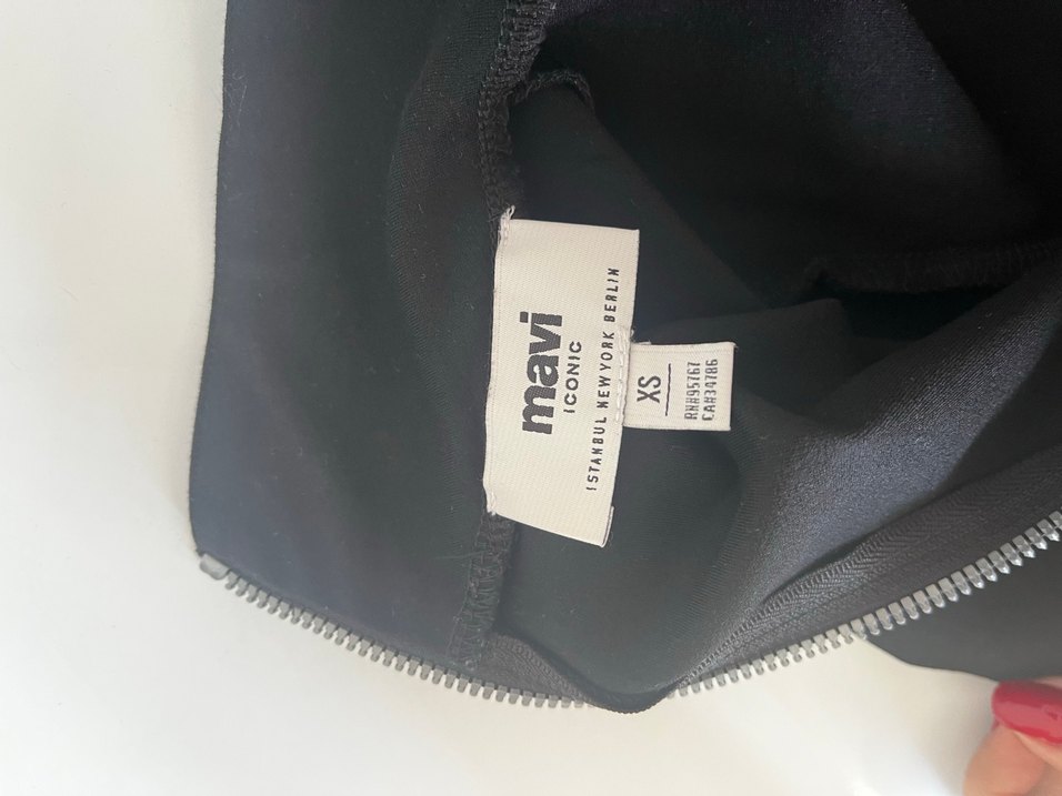 Mavi Siyah Uzun Kollu Yüksek Yakalı Kadın Kalem Elbise - Görsel 3