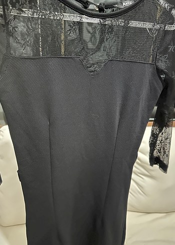 Siyah Dantel Detaylı Gotik Midi Elbise - Görsel 5