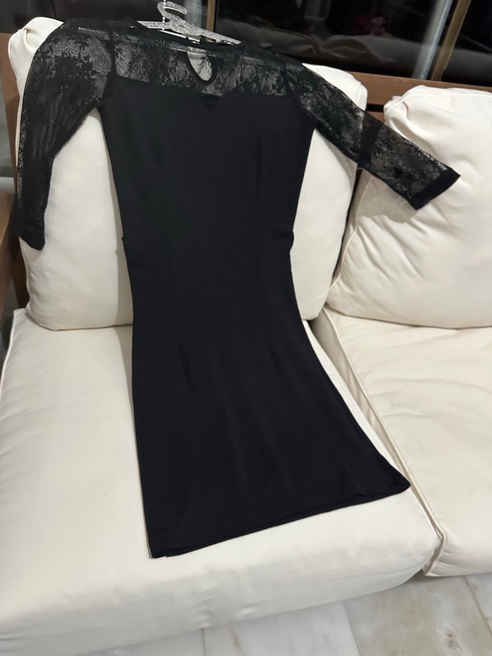 Siyah Dantel Detaylı Gotik Midi Elbise - Görsel 4