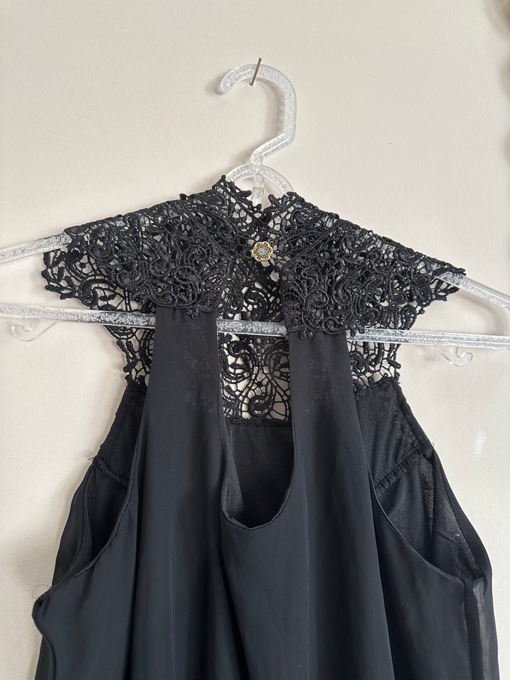 Dantel Detaylı Siyah Uzun Gotik Elbise - Görsel 4