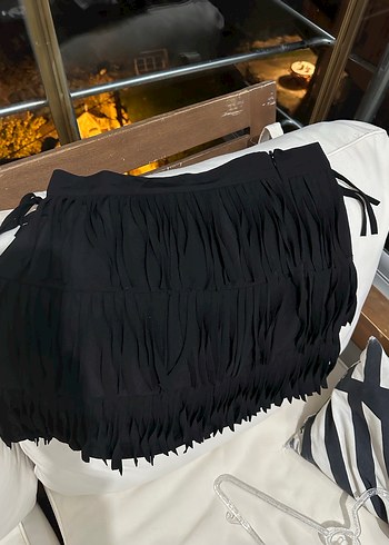 Kadın Siyah Mini Fırfırlı Etek - Görsel 3