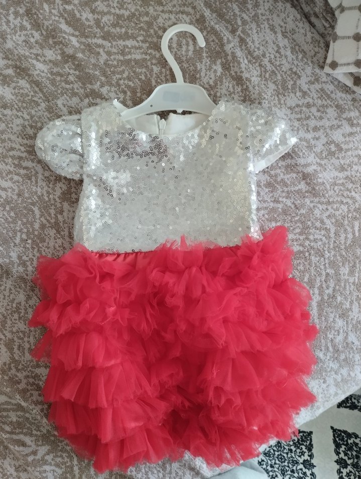 Kız Çocuk Pullu Üst ve Fırfırlı Kırmızı Elbise - Görsel 2