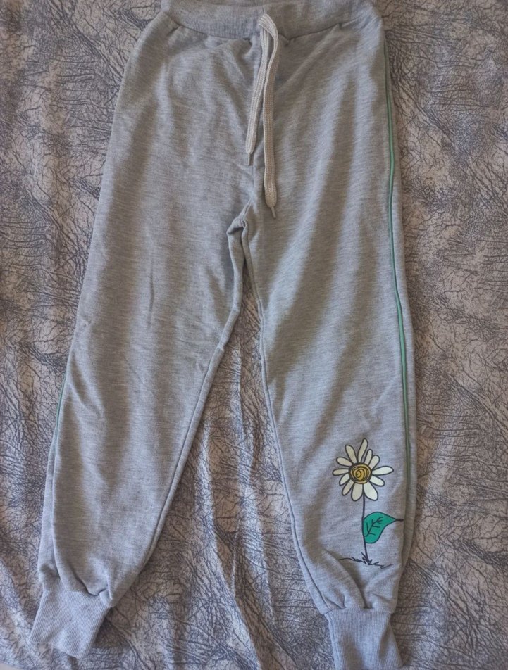 Nakışlı ve Payetli Kız Sweatshirt ve Eşofman Takımı - Görsel 2