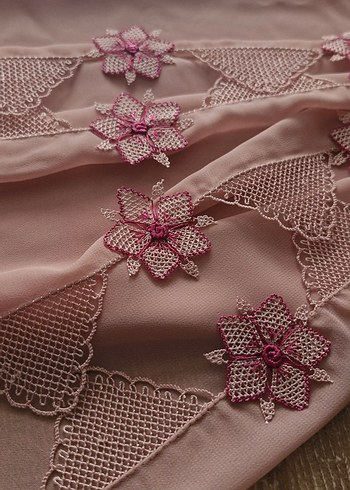 iğne oyası namaz ve mevlid başörtüsü - Görsel 5