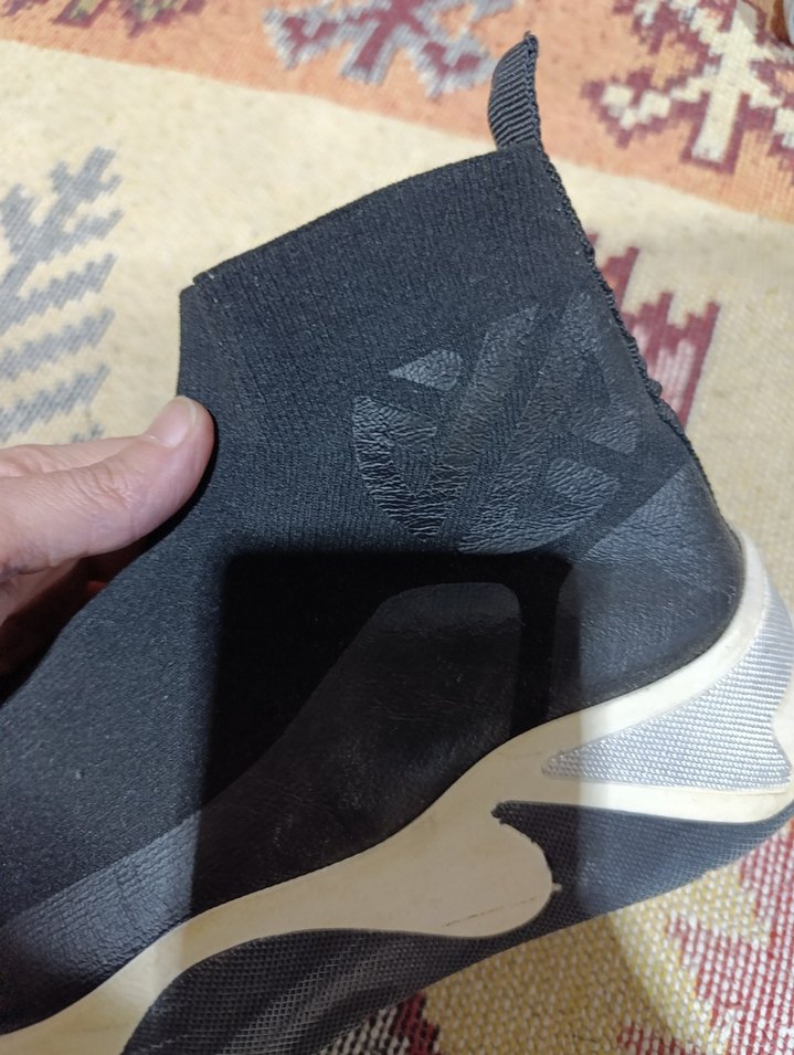 Yılan Desenli Siyah Kadın Dolgu Topuklu Spor Ayakkabı - Görsel 3