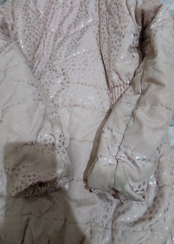 Bej Parlak Yılan Desenli Kadın Uzun Ceket - Görsel 3