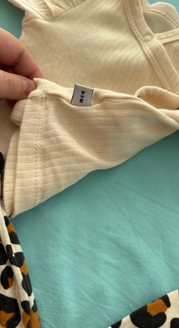 Leopar Desenli Bebek Kız Takımı 0-3 ay - Görsel 4