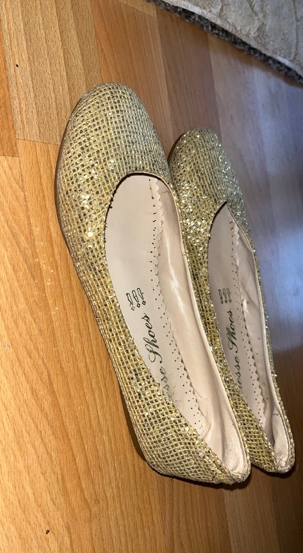 Kız Çocuk Parlak Altın Simli Özel Ayakkabı - Görsel 2