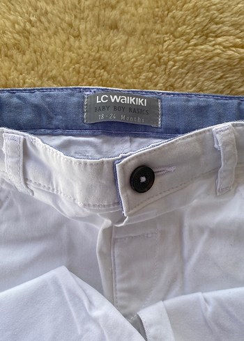 Düğmeli Beyaz Erkek Çocuk Pantolonu - Görsel 3