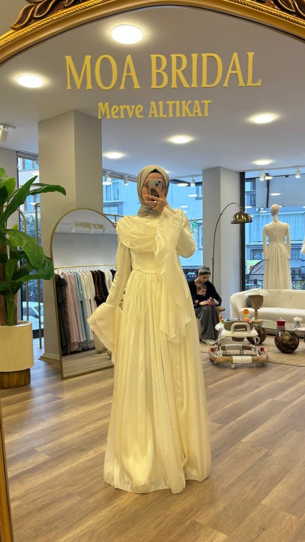 Uzun Bej Drapeli Tesettür Abiye - Görsel 2