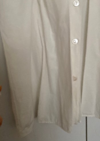 Düğmeli Uzun Kollu Keten Beyaz Gömlek - Görsel 4