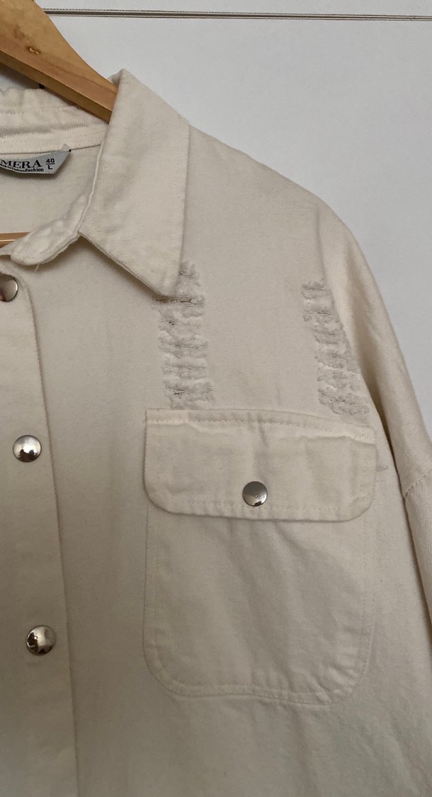 Bej Düğmeli Uzun Kollu Keten Gömlek - Görsel 4