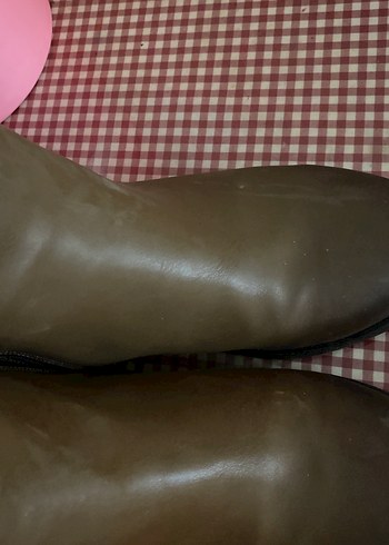 Kahverengi Tokalı Kadın Bot - Görsel 4