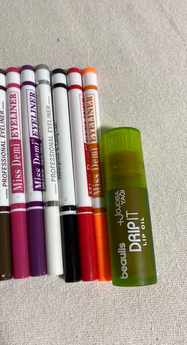 Makyaj malzemeleri - Görsel 2