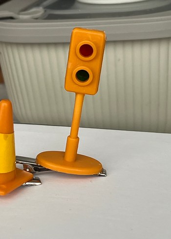 Sarı Trafik Konisi ve Işıklı Toka Seti - Görsel 3