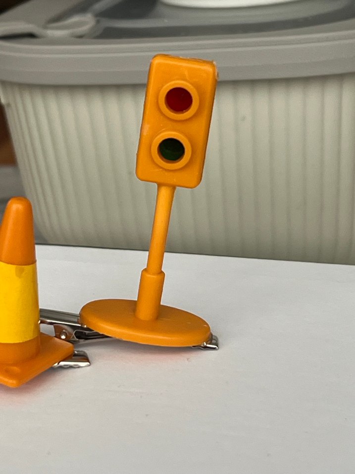 Sarı Trafik Konisi ve Işıklı Toka Seti - Görsel 3