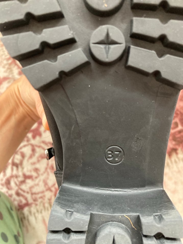 Siyah Süet Bağcıklı Gotik Kadın Bot - Görsel 3