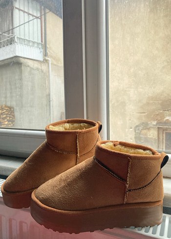 Kahverengi Süet Kürklü Kadın Dolgu Topuk Bot - Görsel 2