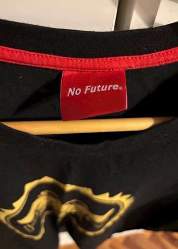 Siyah Altın Baskılı Rock Punk T-shirt - Görsel 3