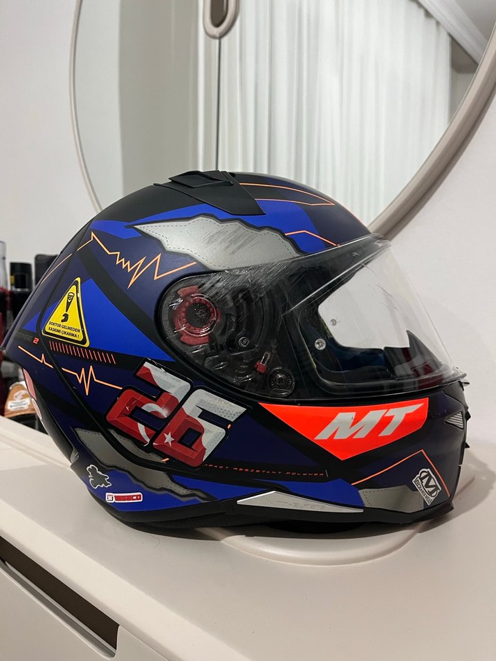 Mt helmets revenge 2 kask - Görsel 4