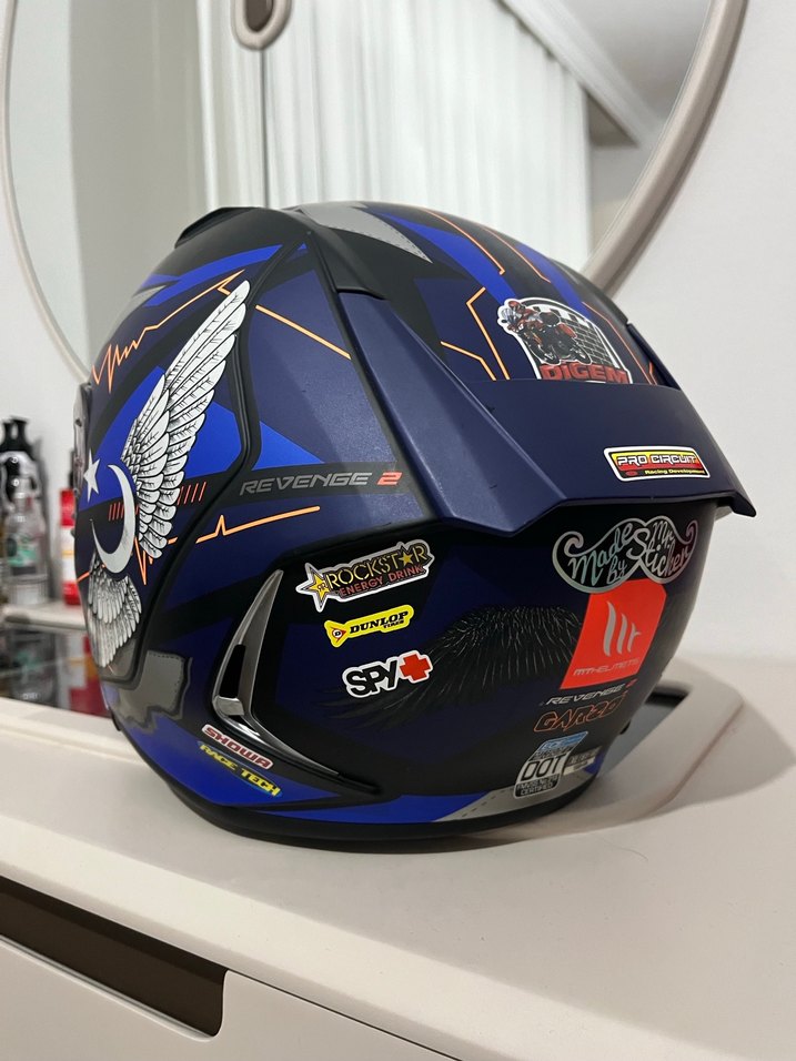 Mt helmets revenge 2 kask - Görsel 2