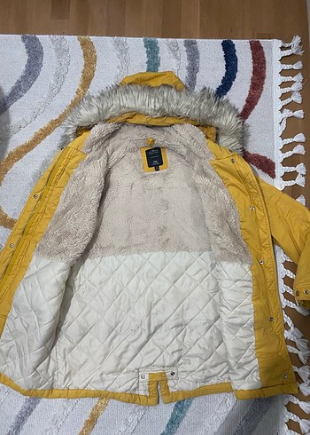 Kadın Sarı Kürklü Midi Kışlık Mont - Görsel 3