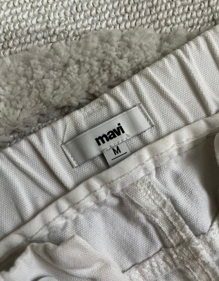 Mavi Marka Beyaz Pilili Rahat Pantolon - Görsel 2