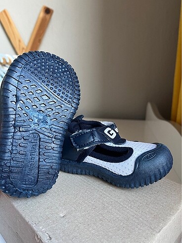 19 Beden Bebek sandaleti