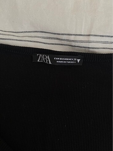 Zara Zara crop bluz