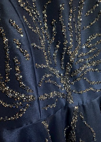 Uzun Kollu İşlemeli Mavi Abiye Elbise - Görsel 6