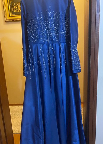 Uzun Kollu İşlemeli Mavi Abiye Elbise - Görsel 2