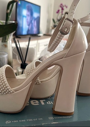 İnci Detaylı Beyaz Platform Abiye Ayakkabı - Görsel 2