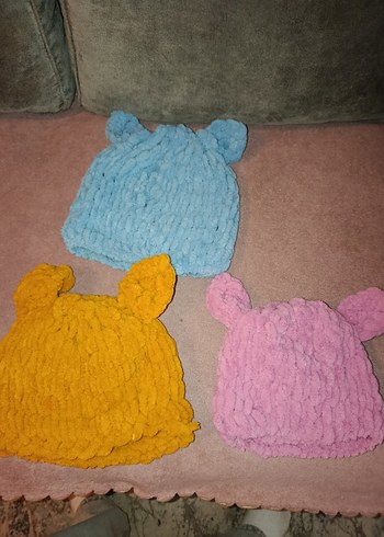 Sarı Örgü Çocuk Bere Kulaklı yumuşakk çok rahat sıcak tutar - Görsel 2