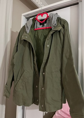 Yeşil Kapüşonlu Kadın Ceket - Görsel 2
