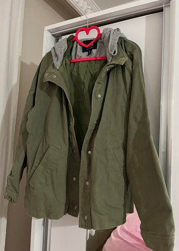 Yeşil Kapüşonlu Kadın Ceket - Görsel 4