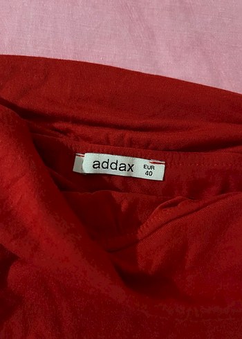 Straplez yaka vücudu saran ince katmanlı kırmızı crop - Görsel 5