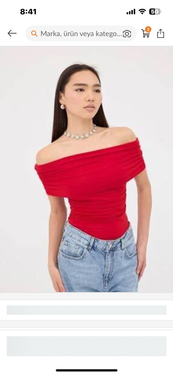 Straplez yaka vücudu saran ince katmanlı kırmızı crop - Görsel 2