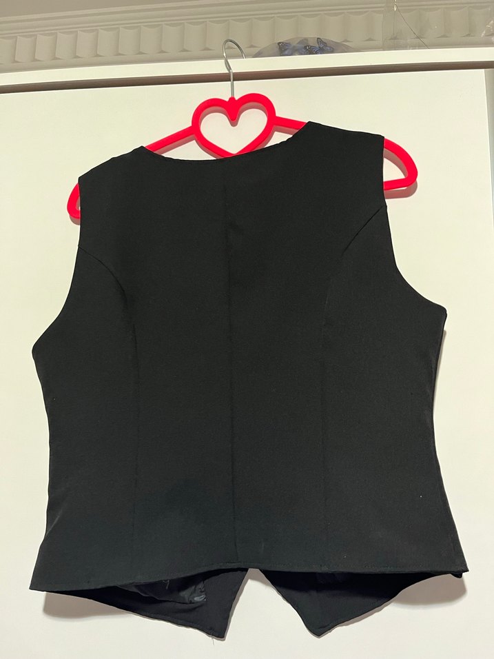 Siyah Düğmeli Kadın Yelek - Görsel 4