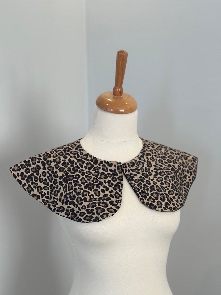 Düğmeli Leopar Desenli Bohem Yaka - Görsel 3