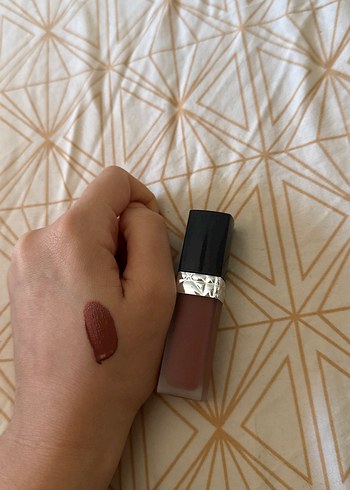 Koyu Bej Ruj CD Marka Dior 200 numara - Görsel 3