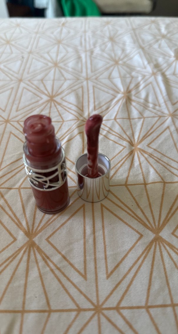 Parlak Bej Ruj Ysl 04 numara - Görsel 2