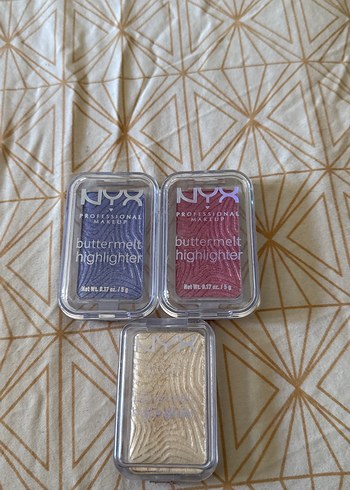 NYX Çok Renkli Buttermelt Aydınlatıcı Seti - Görsel 2