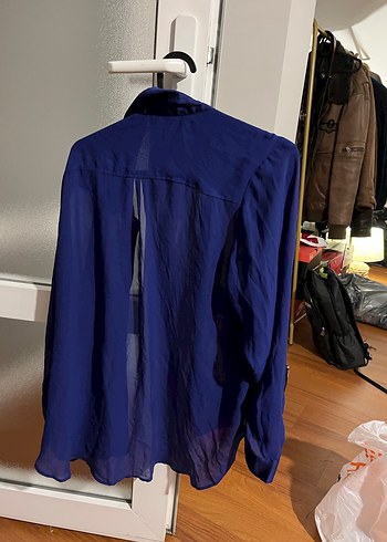 Drapeli Parlak Mavi Kadın Gömlek - Görsel 2