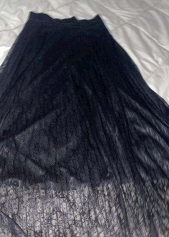 Siyah Dökümlü Uzun Gotik Etek - Görsel 2