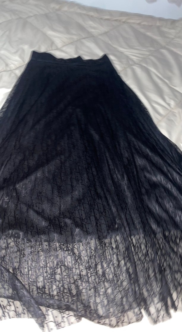 Siyah Dökümlü Uzun Gotik Etek - Görsel 2