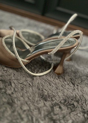 Bej Yılan Desenli Elastik Bantlı Stiletto - Görsel 3